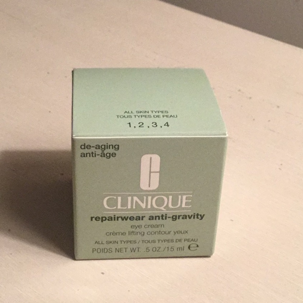 Clinique Repairwear Anti-Gravity Eye Cream